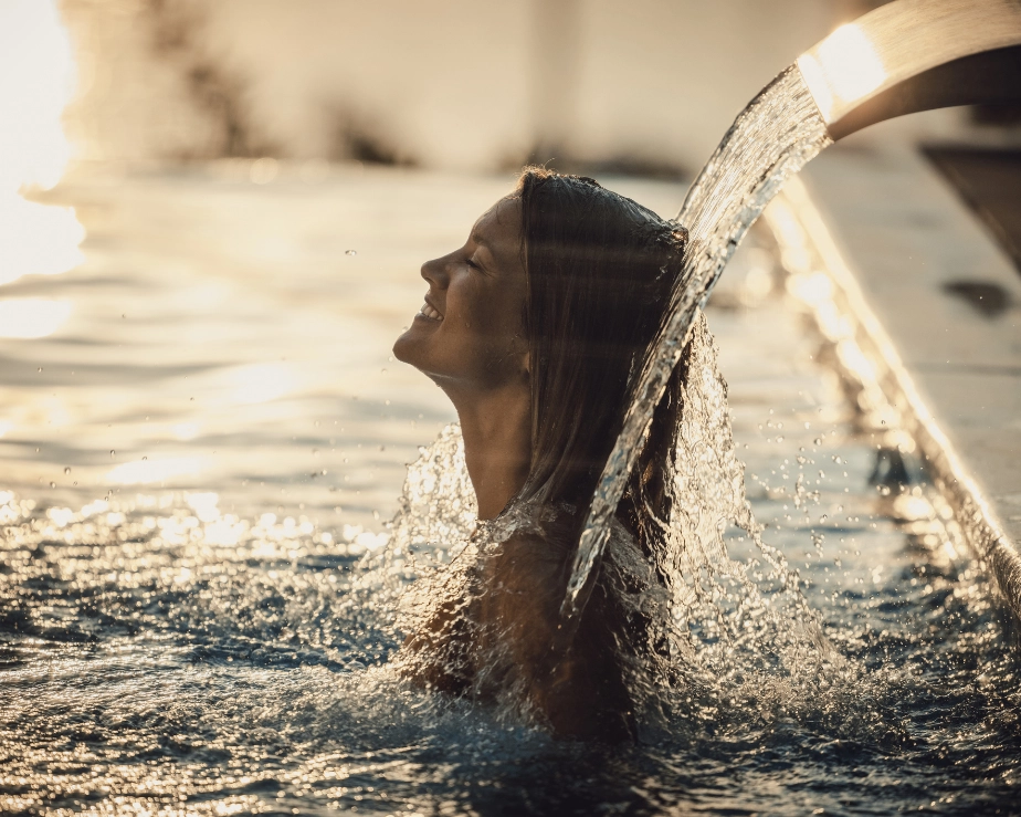 Hydrotherapy pool